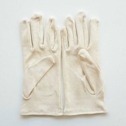 Gant Coton pour soins des mains en complément des crèmes hydratantes.